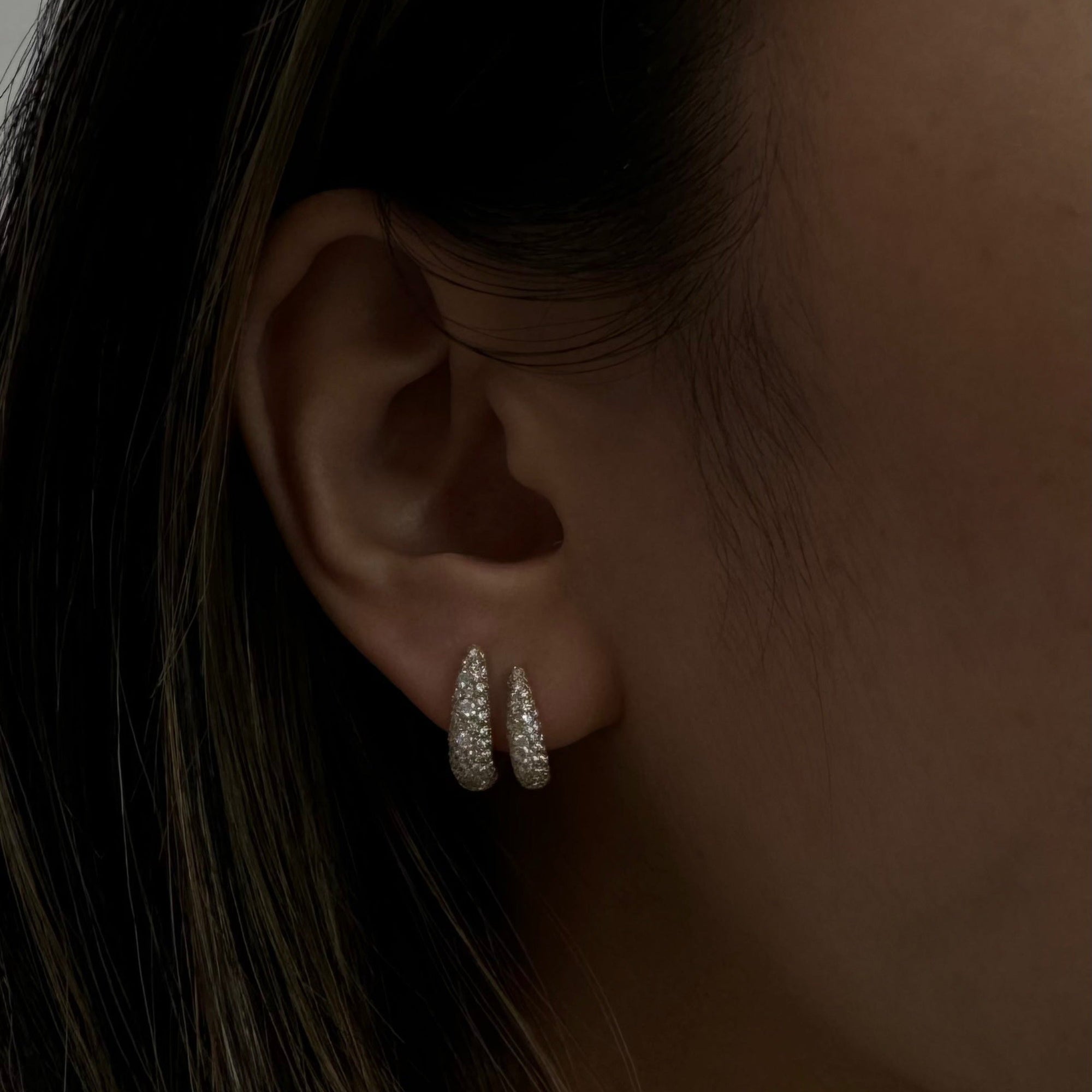 Eros Diamond Huggies